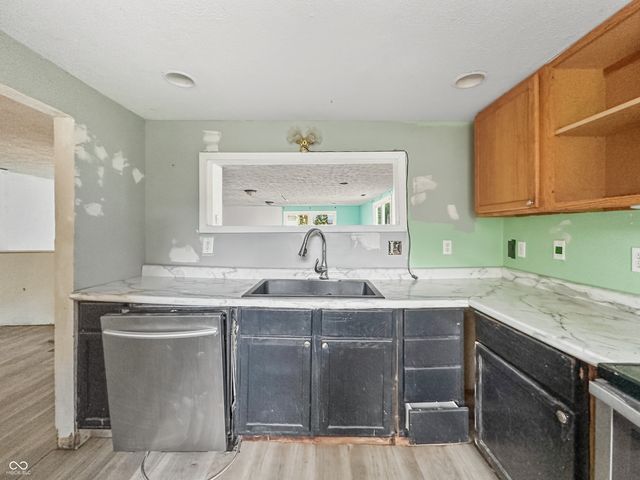 1902 S Grant Avenue, Indianapolis, IN 46203