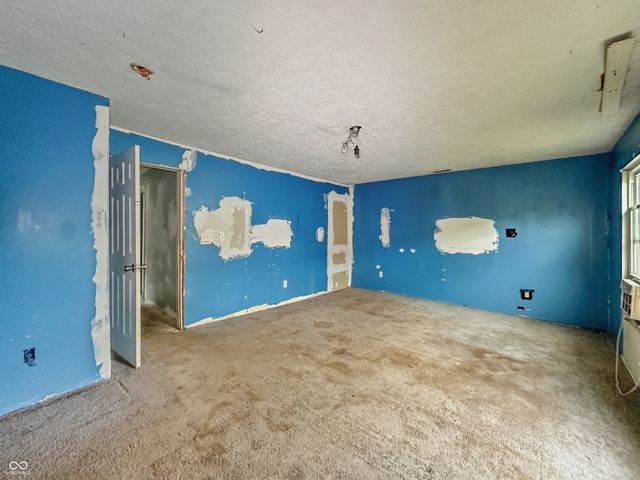 1902 S Grant Avenue, Indianapolis, IN 46203