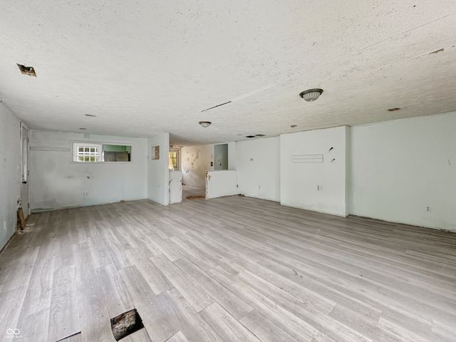 1902 S Grant Avenue, Indianapolis, IN 46203