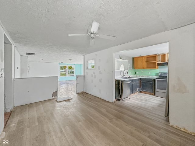 1902 S Grant Avenue, Indianapolis, IN 46203