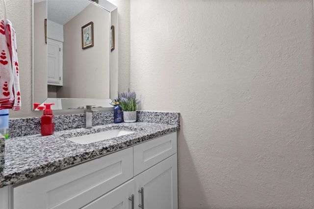1507 Sugar Creek Drive, Carrollton, TX 75007
