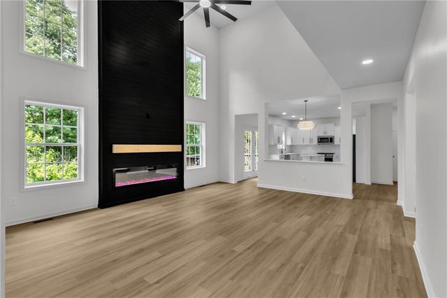 802 Bishops Run Lane, Mableton, GA 30126