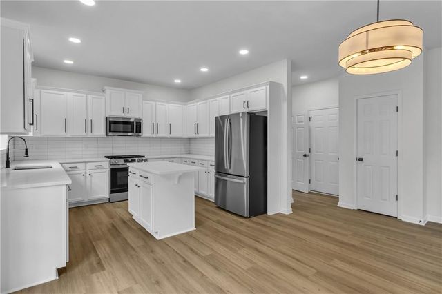 802 Bishops Run Lane, Mableton, GA 30126