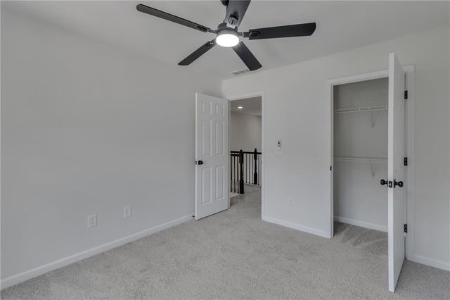 802 Bishops Run Lane, Mableton, GA 30126
