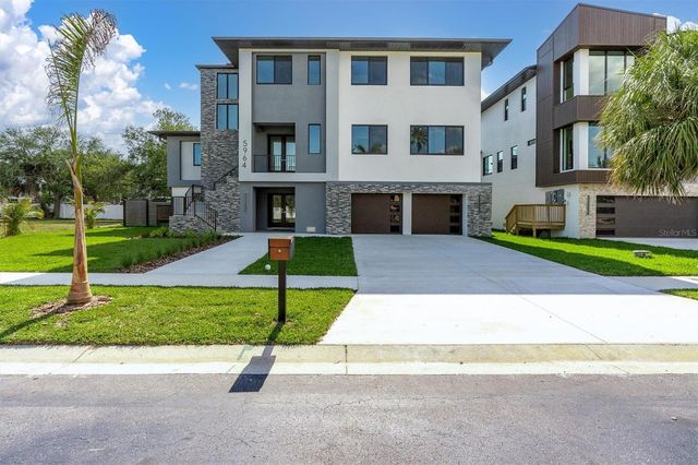 5964 BAYVIEW CIRCLE S, Gulfport, FL 33707