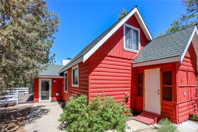 567 Silver Tip, Big Bear Lake, CA 92315