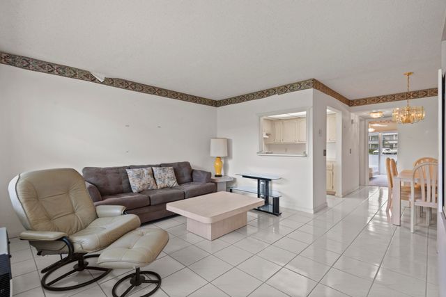 270 Farnham L 270, Deerfield Beach, FL 33442