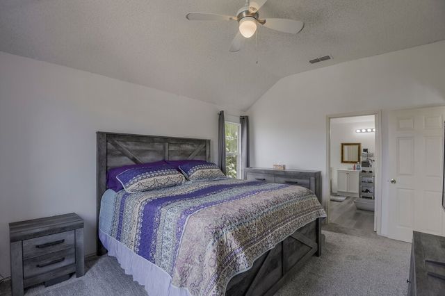 5428 Rolling Green Road, Arlington, TX 76017
