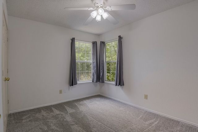 5428 Rolling Green Road, Arlington, TX 76017