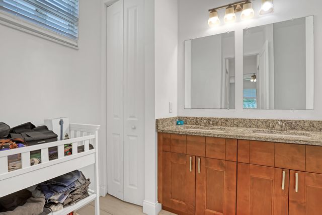 309 NE 11th Avenue, Boynton Beach, FL 33435