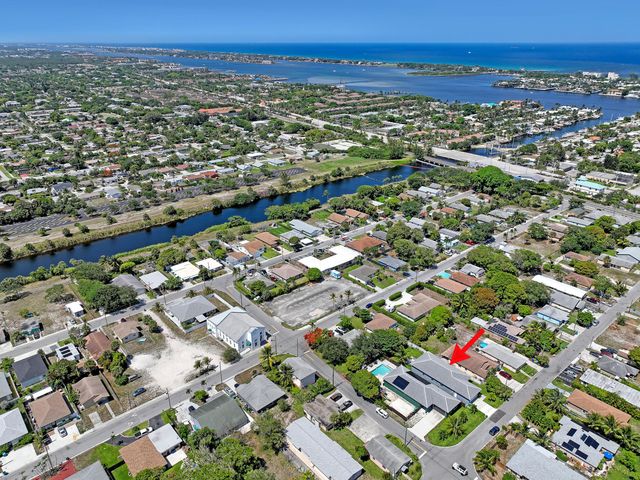 309 NE 11th Avenue, Boynton Beach, FL 33435