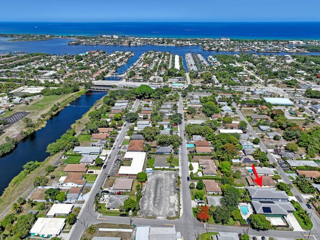309 NE 11th Avenue, Boynton Beach, FL 33435
