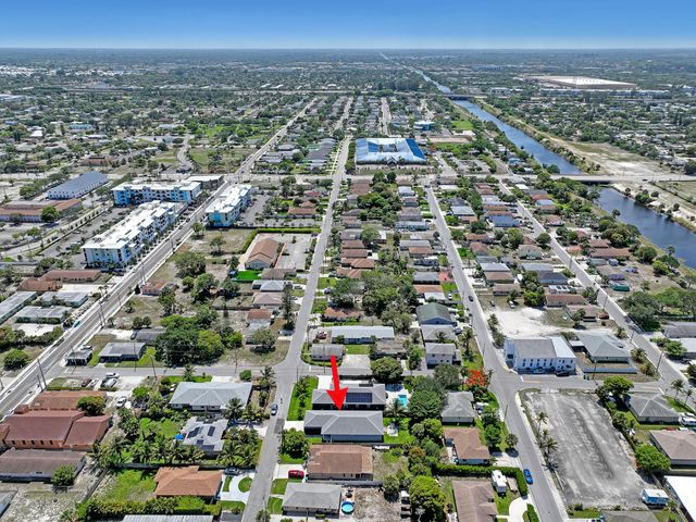 309 NE 11th Avenue, Boynton Beach, FL 33435