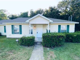 1000 Sable Dr b, Pensacola, FL 32514