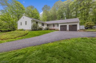 16 Old Chimney Rd, Randolph Twp., NJ 07869