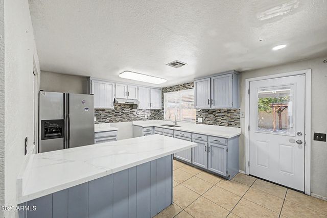 1902 N 41ST Avenue, Phoenix, AZ 85009