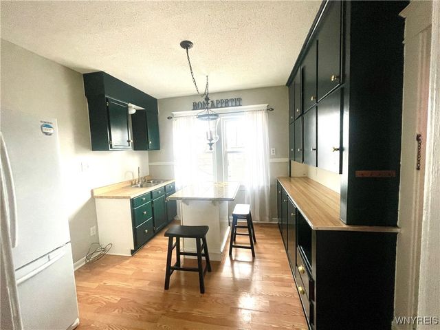 896 Abbott Road, Buffalo, NY 14220