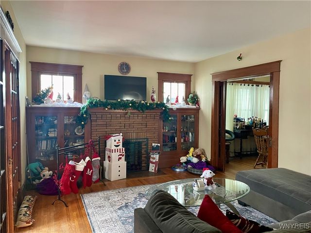 896 Abbott Road, Buffalo, NY 14220