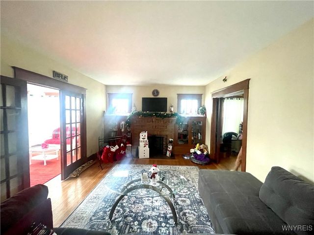 896 Abbott Road, Buffalo, NY 14220