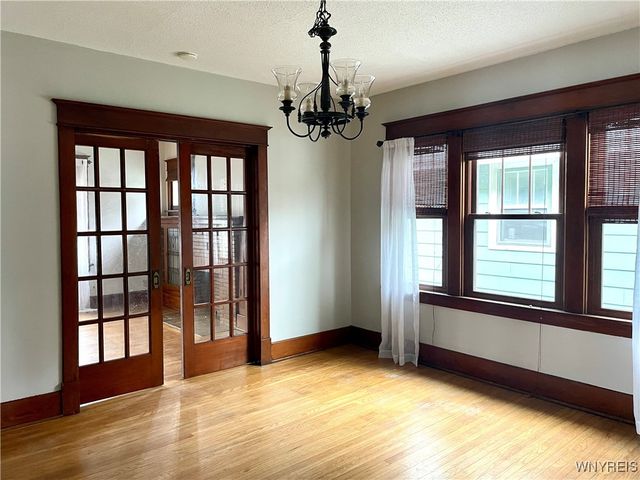 896 Abbott Road, Buffalo, NY 14220