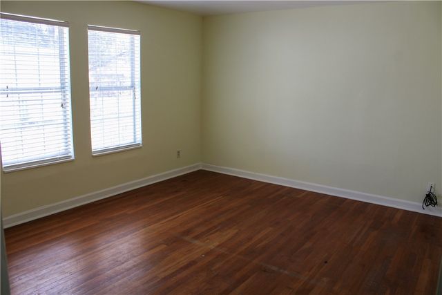 903 W Alice Ave, Kingsville, TX 78363