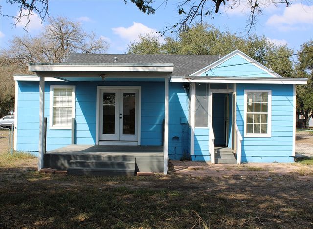 903 W Alice Ave, Kingsville, TX 78363