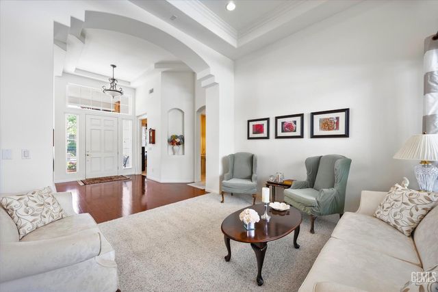 1907 Heaton Street, Bakersfield, CA 93311