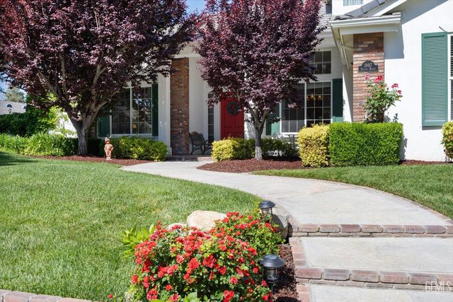 1907 Heaton Street, Bakersfield, CA 93311