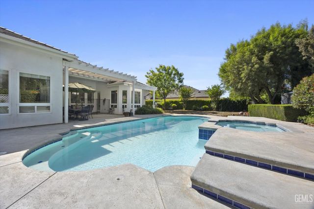 1907 Heaton Street, Bakersfield, CA 93311