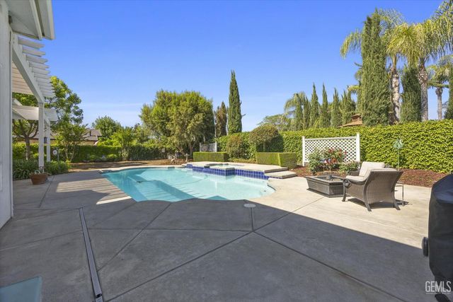 1907 Heaton Street, Bakersfield, CA 93311