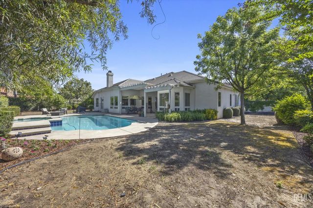 1907 Heaton Street, Bakersfield, CA 93311