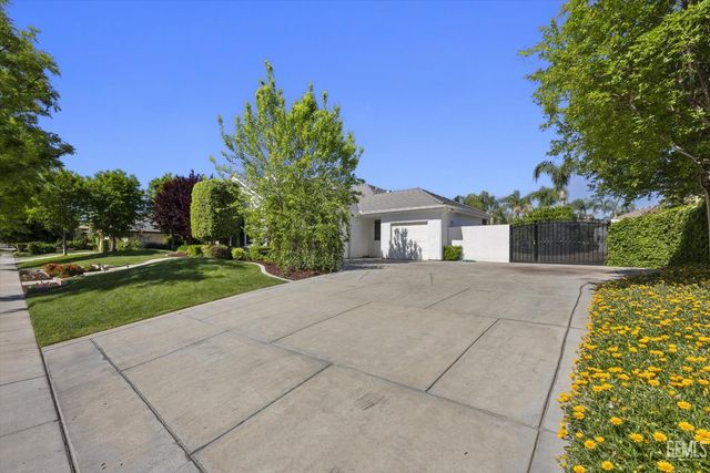 1907 Heaton Street, Bakersfield, CA 93311