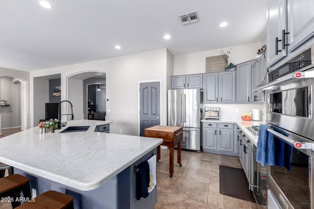 2060 E FLINTLOCK Way, Chandler, AZ 85286