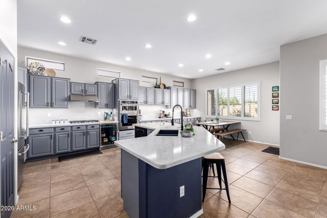 2060 E FLINTLOCK Way, Chandler, AZ 85286