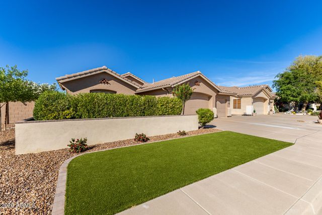 2060 E FLINTLOCK Way, Chandler, AZ 85286