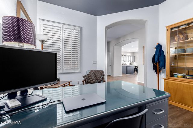 2060 E FLINTLOCK Way, Chandler, AZ 85286