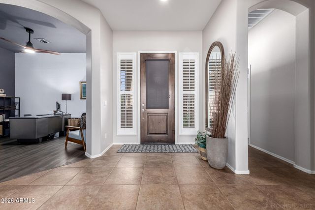 2060 E FLINTLOCK Way, Chandler, AZ 85286