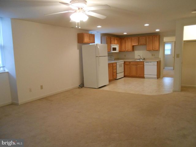 90 W CENTRAL AVE, Paoli, PA 19301