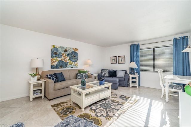 3635 Boca Ciega DR # 214, Naples, FL 34112