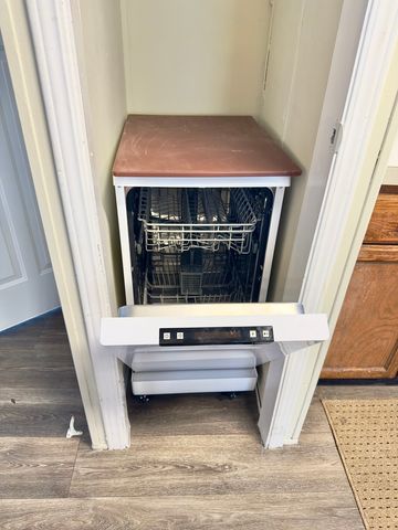 27W370 Geneva Road 68, West Chicago, IL 60185