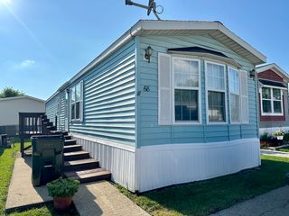 27W370 Geneva Road 68, West Chicago, IL 60185