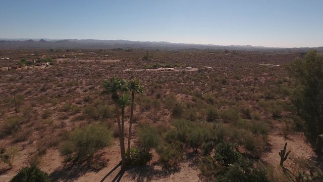 56550 RANCHO CASITAS Road, Wickenburg, AZ 85390