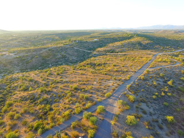56550 RANCHO CASITAS Road, Wickenburg, AZ 85390