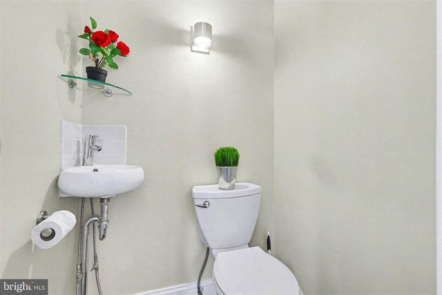 503 S 3RD ST, Lemoyne, PA 17043