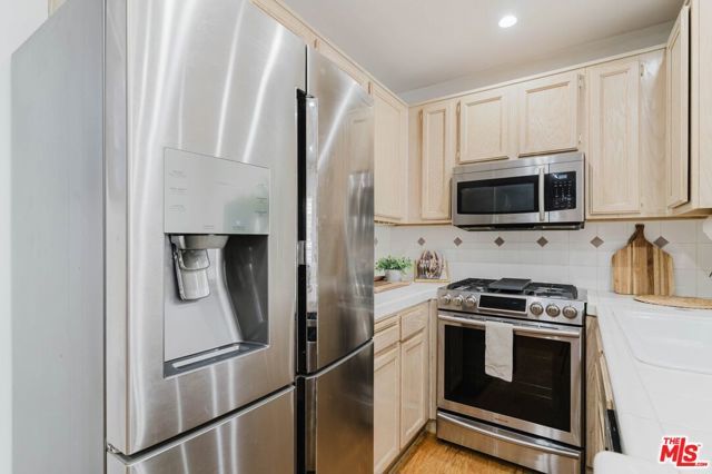 2721 2nd Street 210, Santa Monica, CA 90405