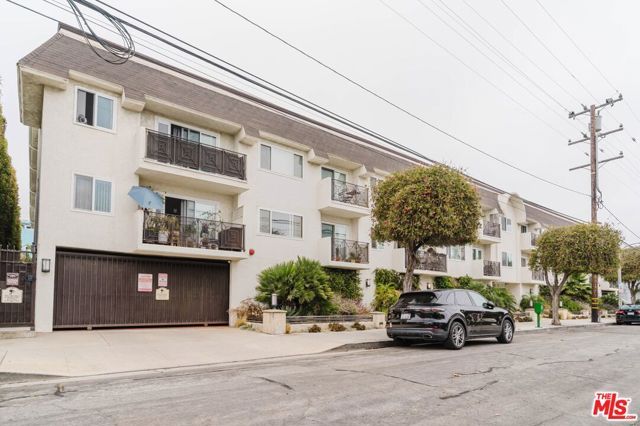 2721 2nd Street 210, Santa Monica, CA 90405