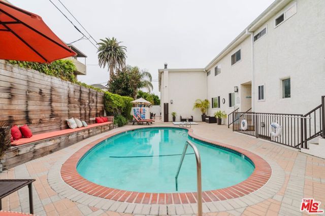 2721 2nd Street 210, Santa Monica, CA 90405