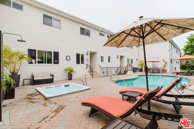 2721 2nd Street 210, Santa Monica, CA 90405