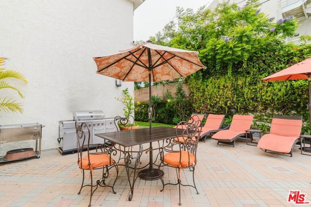2721 2nd Street 210, Santa Monica, CA 90405