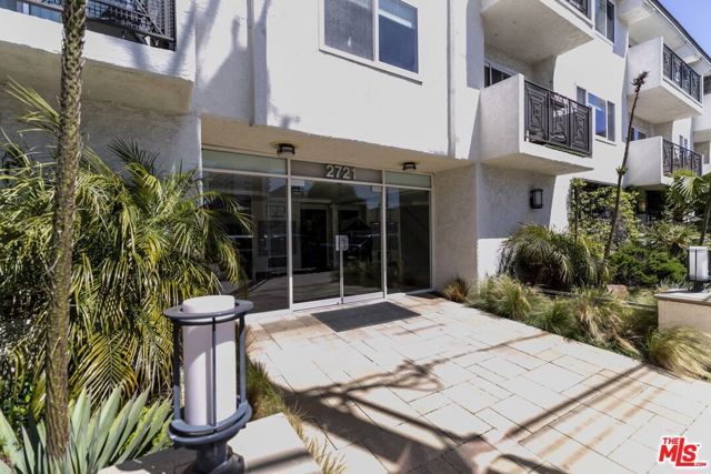 2721 2nd Street 210, Santa Monica, CA 90405